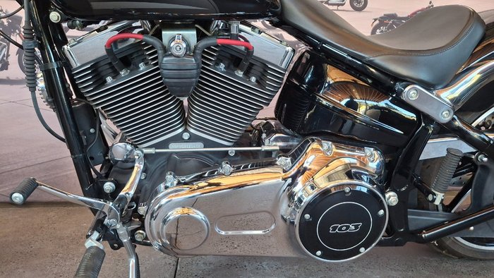 2016 Harley-davidson FXSB SOFTAIL BREAKOUT Black