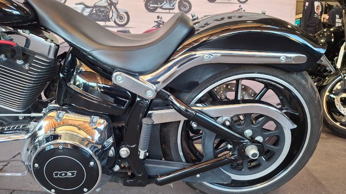 2016 Harley-davidson FXSB SOFTAIL BREAKOUT Black