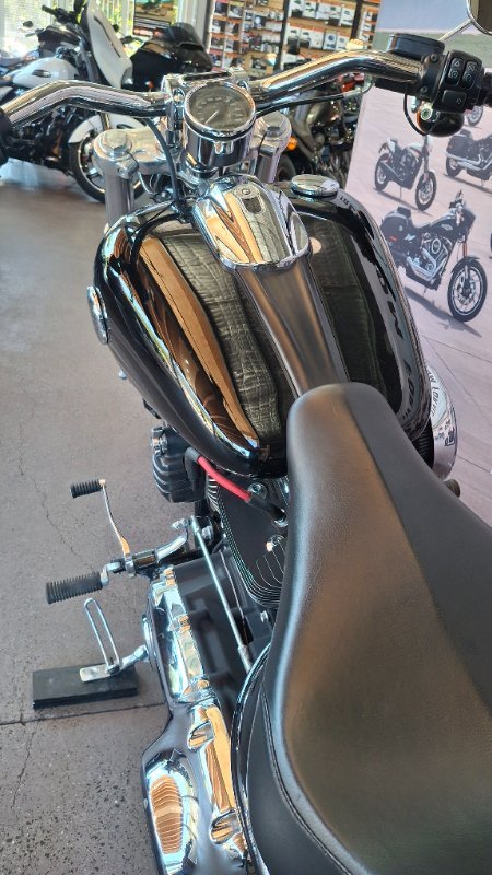 2016 Harley-davidson FXSB SOFTAIL BREAKOUT Black