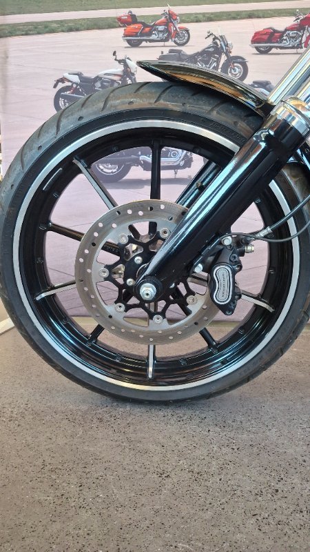 2016 Harley-davidson FXSB SOFTAIL BREAKOUT Black