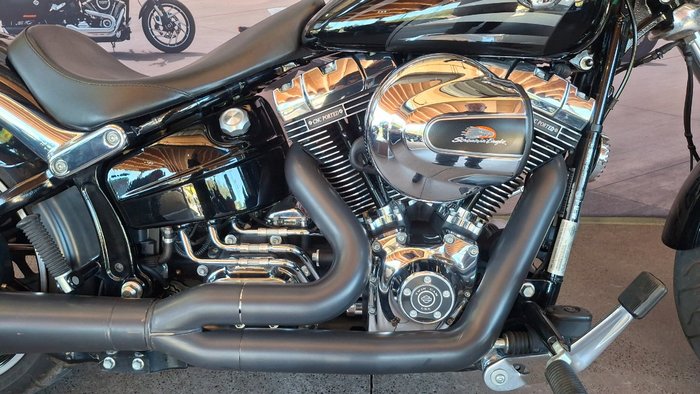 2016 Harley-davidson FXSB SOFTAIL BREAKOUT Black