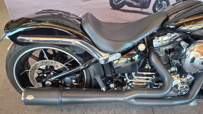 2016 Harley-davidson FXSB SOFTAIL BREAKOUT Black