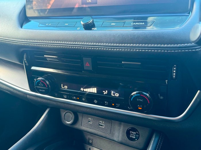 2025 Nissan X-TRAIL ST-L