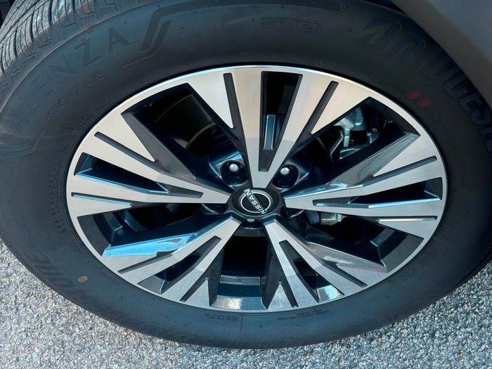 2025 Nissan X-TRAIL ST-L