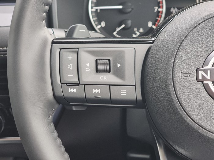 2025 Nissan X-TRAIL ST-L