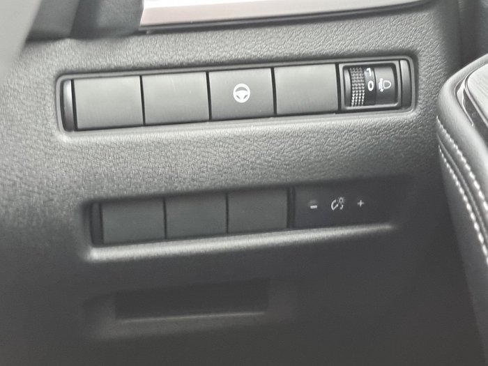 2025 Nissan X-TRAIL ST-L