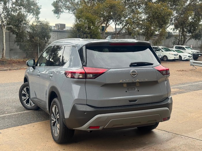 2024 Nissan X-TRAIL ST-L