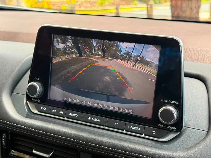 2025 Nissan X-TRAIL ST