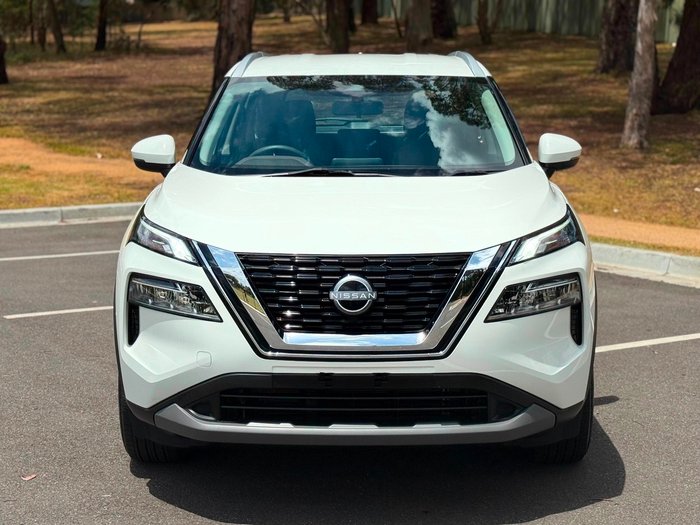 2025 Nissan X-TRAIL ST