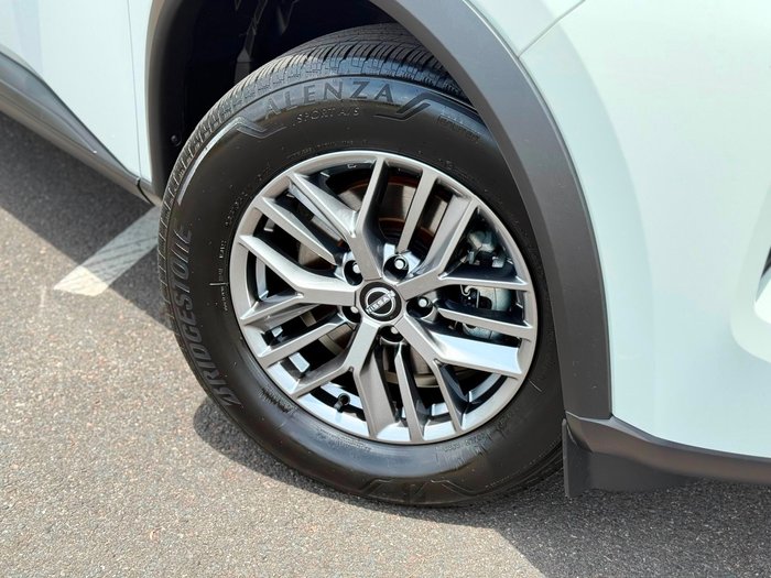 2025 Nissan X-TRAIL ST