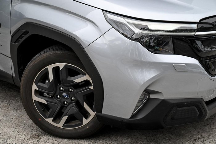 2025 Subaru Forester Touring S6 MY26 AWD Ice Silver