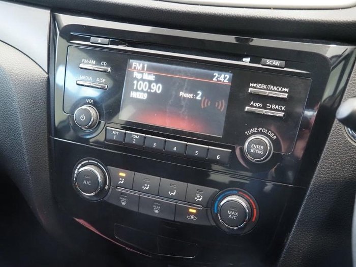 2015 Nissan X-TRAIL ST