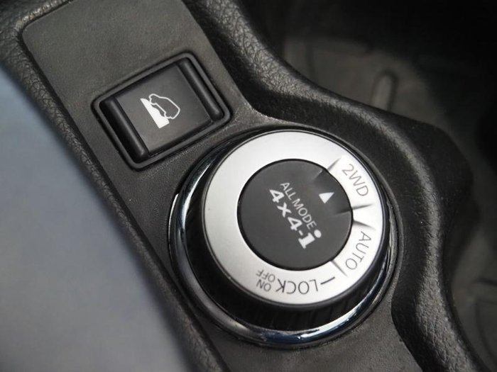 2015 Nissan X-TRAIL ST