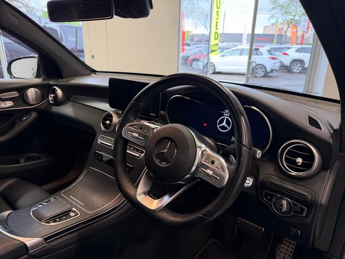 2019 Mercedes-Benz GLC-Class GLC300