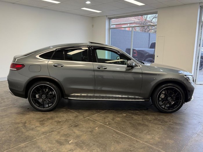 2019 Mercedes-Benz GLC-Class GLC300