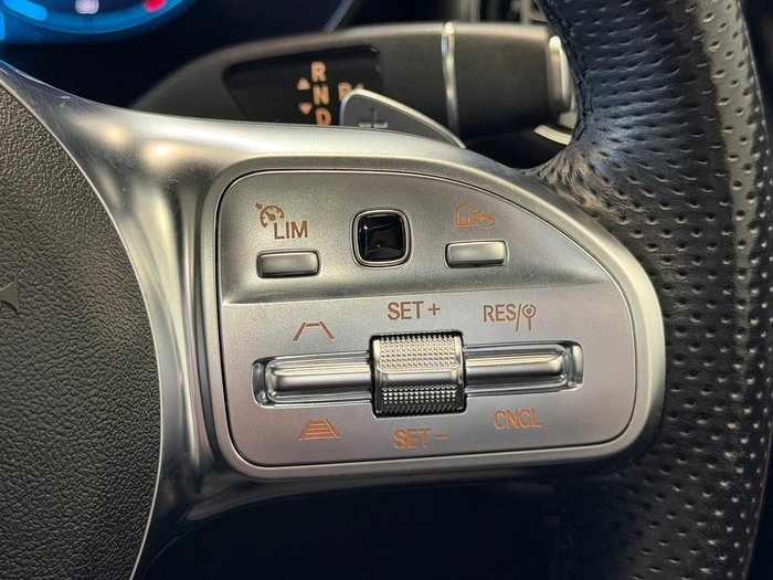 2019 Mercedes-Benz GLC-Class GLC300