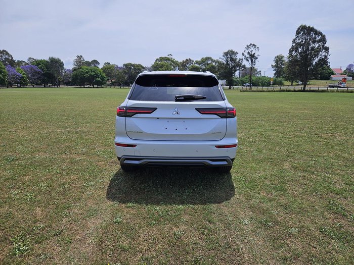 2025 Mitsubishi Outlander Aspire