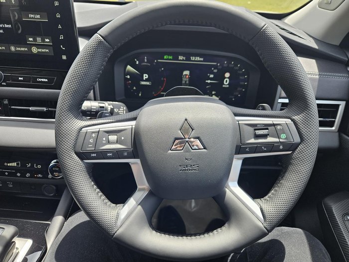 2025 Mitsubishi Outlander Aspire