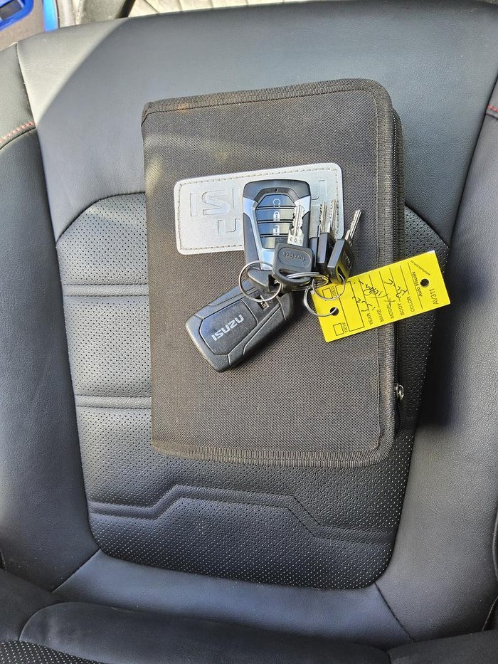 2023 Isuzu D-MAX X-TERRAIN MY23 4X4 Dual Range Neptune Blue