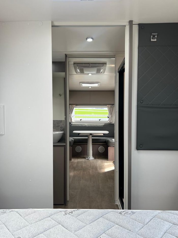 2023 Jayco Journey Outback 22.68-3