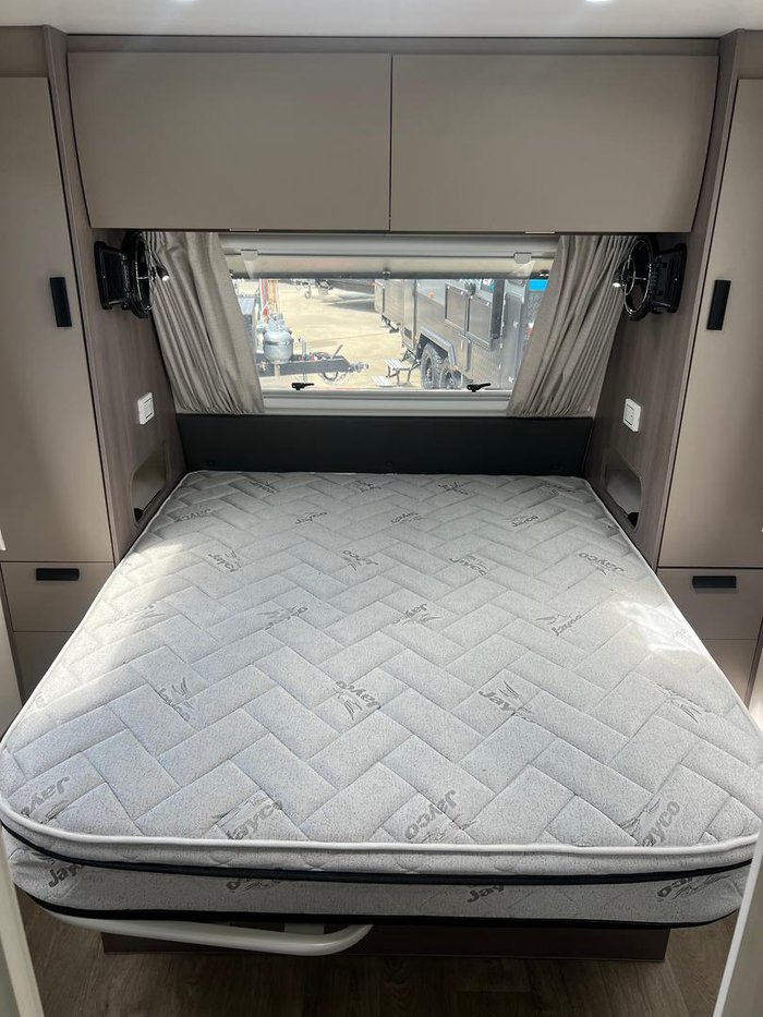 2023 Jayco Journey Outback 22.68-3