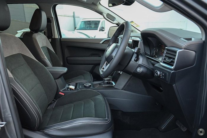 2025 Volkswagen Amarok TDI500 Style