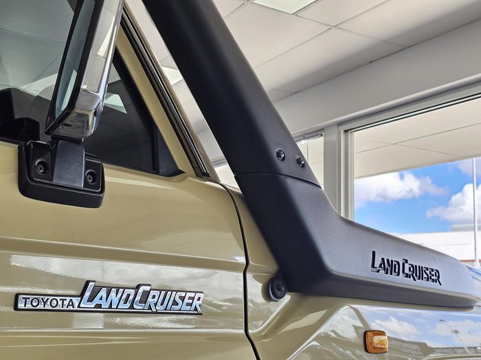 2021 Toyota Landcruiser GXL Troopcarrier