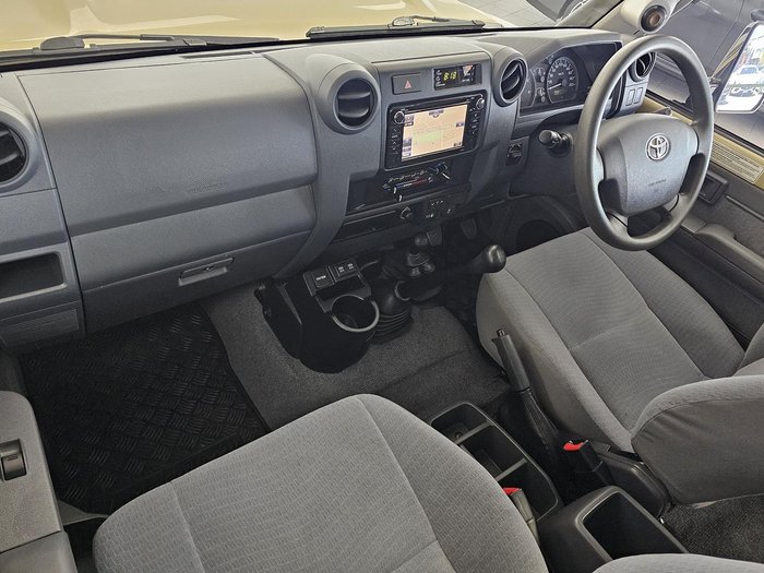 2021 Toyota Landcruiser GXL Troopcarrier VDJ78R 4X4 Dual Range Beige