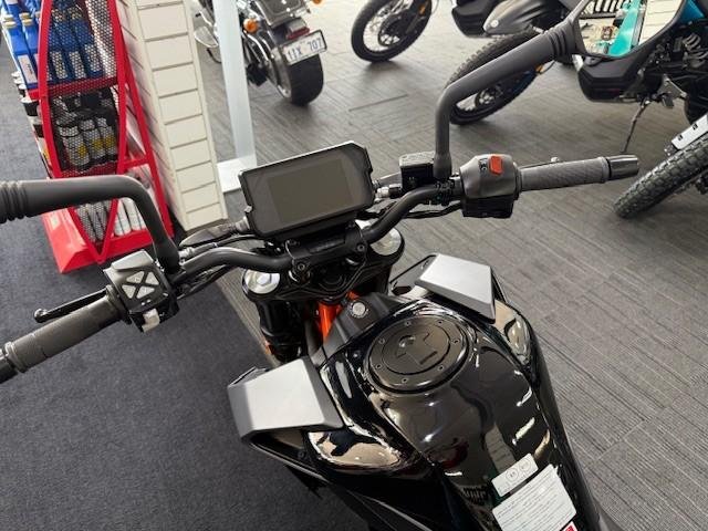 2023 KTM 390 Duke Duke Black