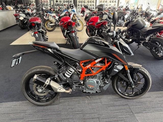2023 KTM 390 Duke Duke Black