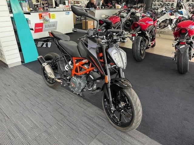 2023 KTM 390 Duke Duke Black