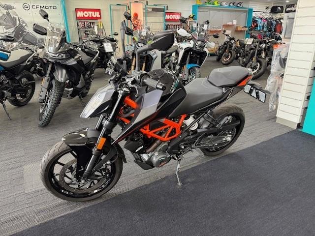 2023 KTM 390 Duke Duke Black