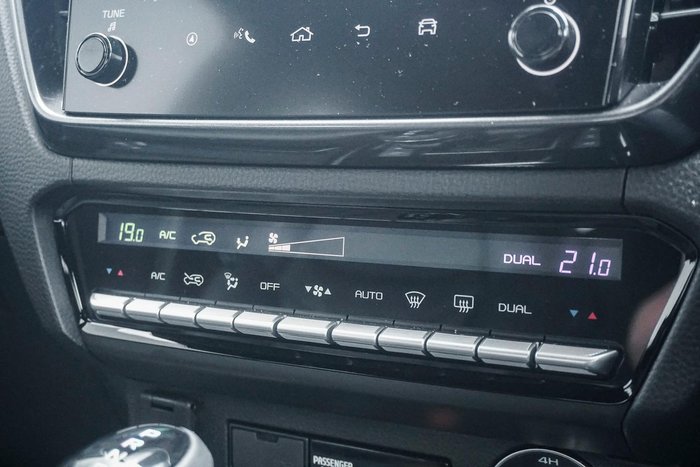 2025 Isuzu D-MAX X-TERRAIN