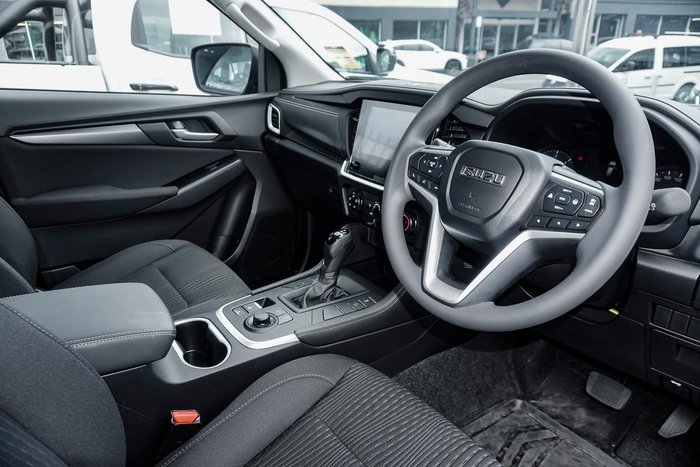 2025 Isuzu MU-X LS-M