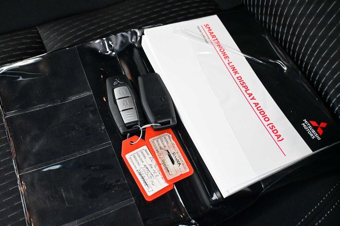 2024 Mitsubishi Outlander LS