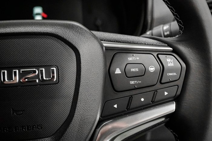 2025 Isuzu D-MAX LS-U+