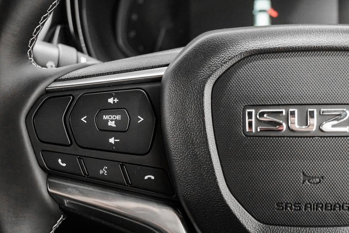 2025 Isuzu D-MAX LS-U+