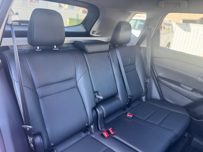 2024 Nissan X-TRAIL ST-L