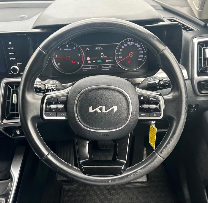 2022 Kia Sorento Sport