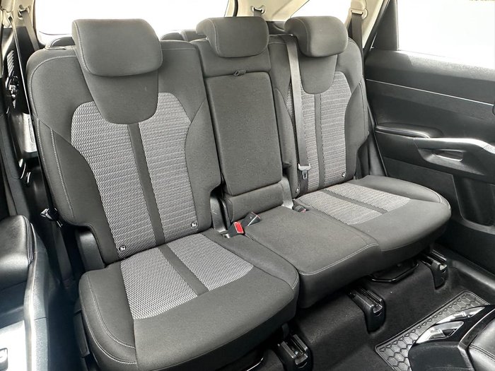 2022 Kia Sorento Sport