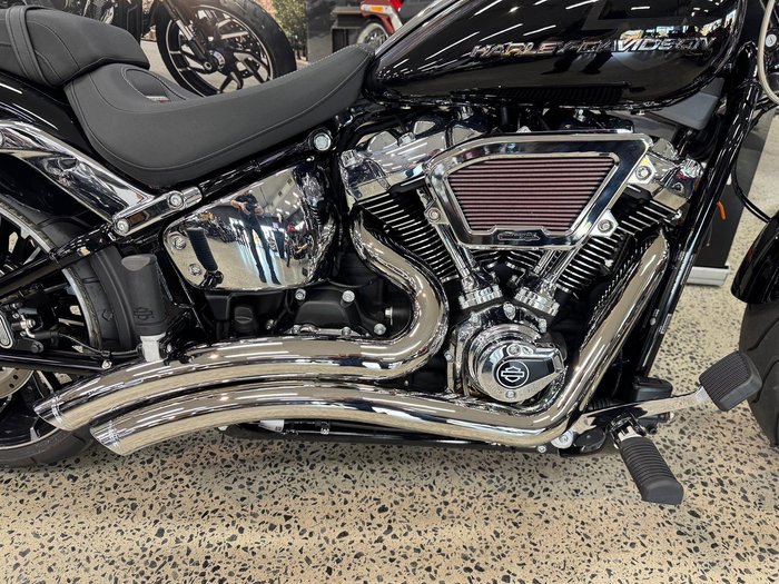 2025 Harley-Davidson Breakout 117 (FXBR) Softail Black