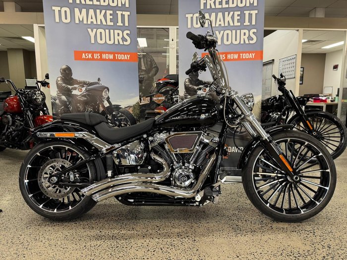 2025 Harley-Davidson Breakout 117 (FXBR) Softail Black
