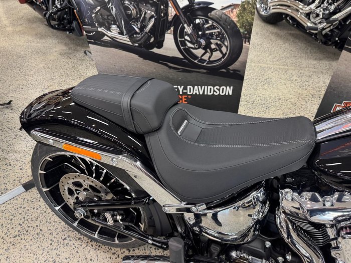 2025 Harley-Davidson Breakout 117 (FXBR) Softail Black