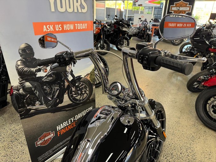 2025 Harley-Davidson Breakout 117 (FXBR) Softail Black