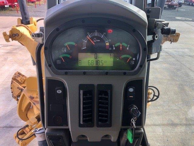 2017 CAT 140M Grader