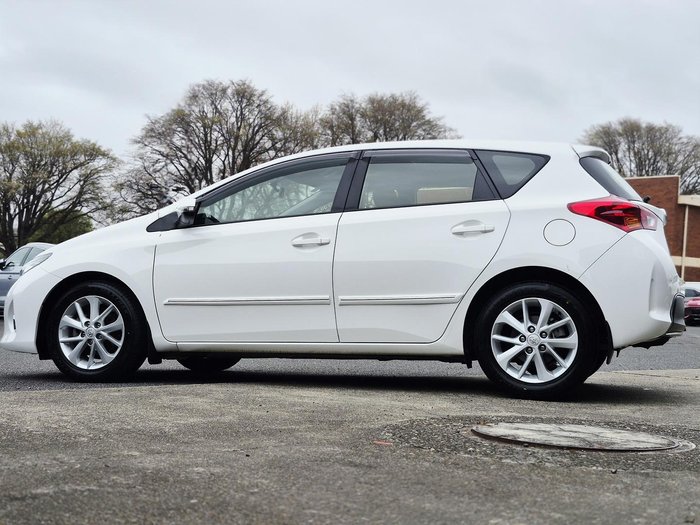 2014 Toyota Corolla Ascent ZRE182R Glacier White