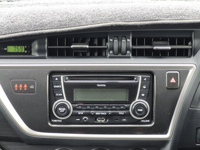 2014 Toyota Corolla Ascent ZRE182R Glacier White