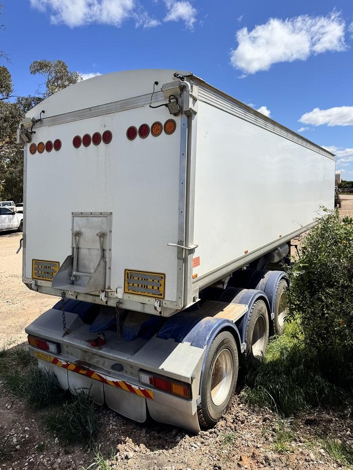 2022 Jamieson B Double Tipper Set