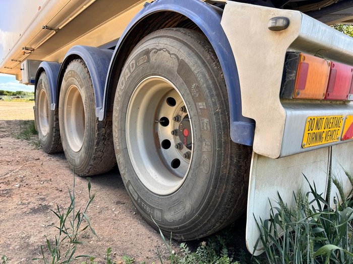 2022 Jamieson B Double Tipper Set