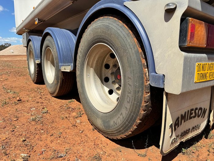 2022 Jamieson B Double Tipper Set